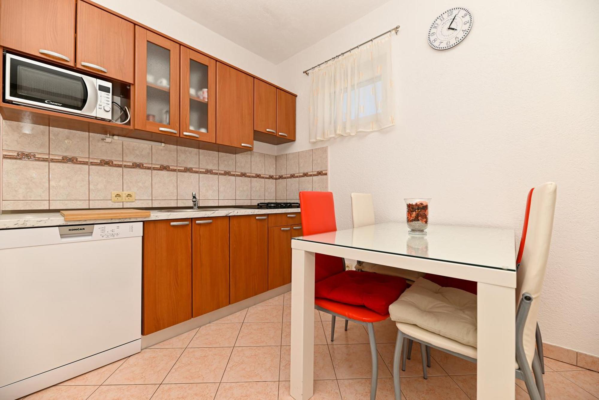 Apartments Patricia Трогир Екстериор снимка
