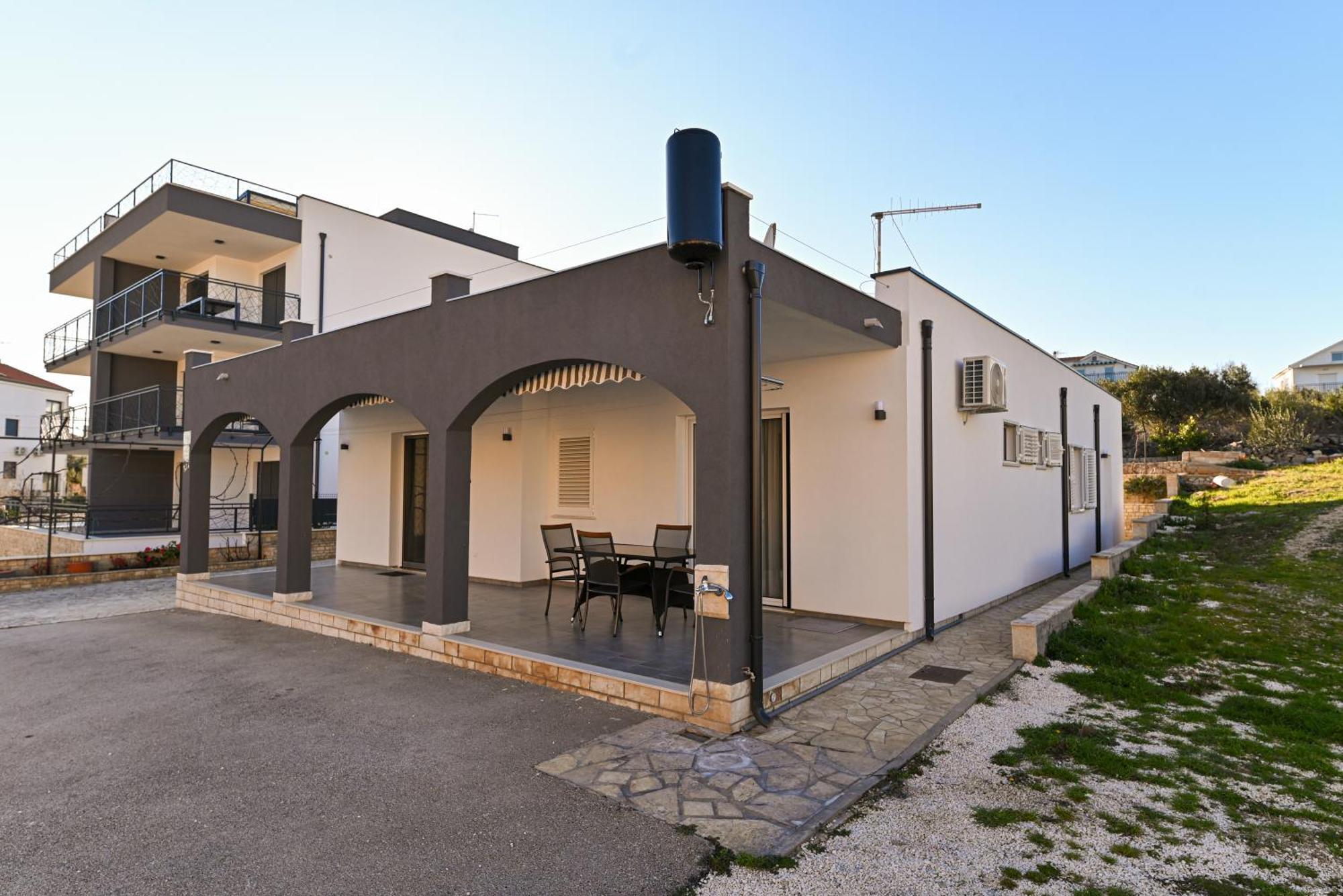 Apartments Patricia Трогир Екстериор снимка