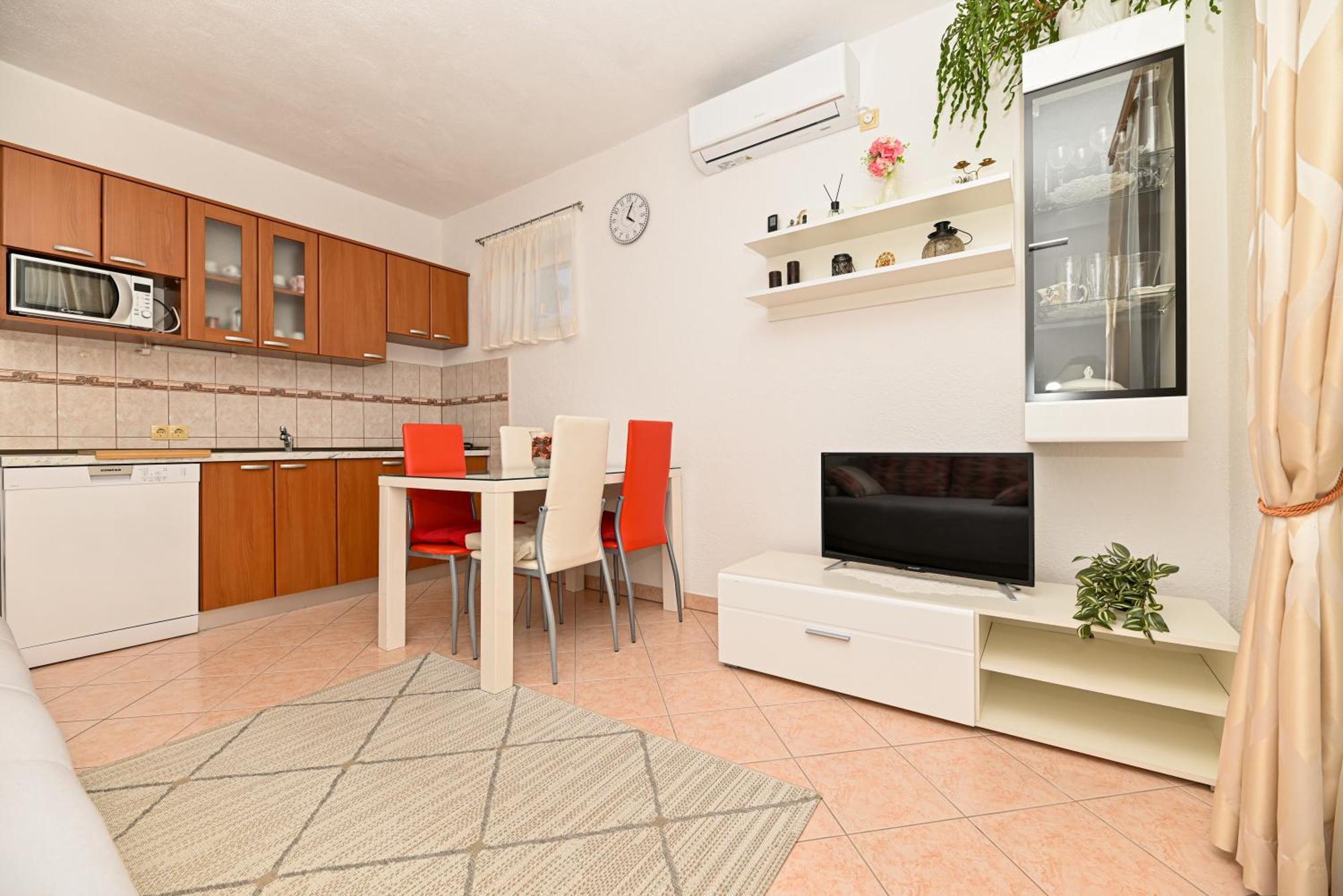 Apartments Patricia Трогир Екстериор снимка