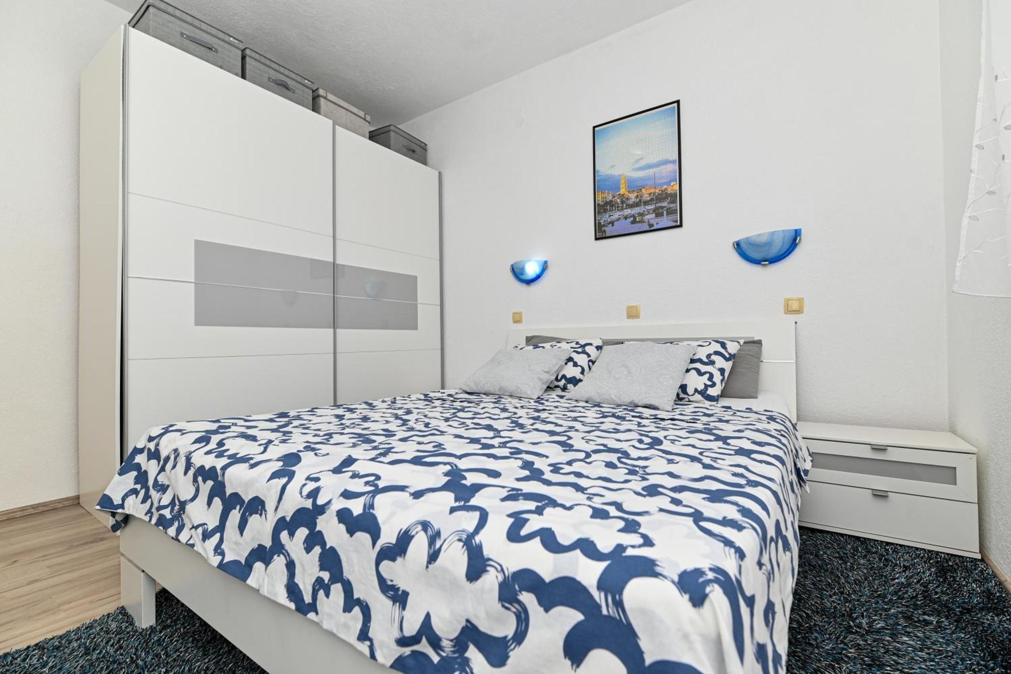 Apartments Patricia Трогир Екстериор снимка